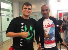 ��������:����-����µִ�Ī˹��,���������˻�ͷ 